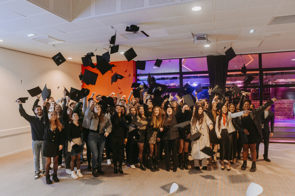 Remise des diplômes : une soirée mémorable pour la promotion 2024 18 Non classé