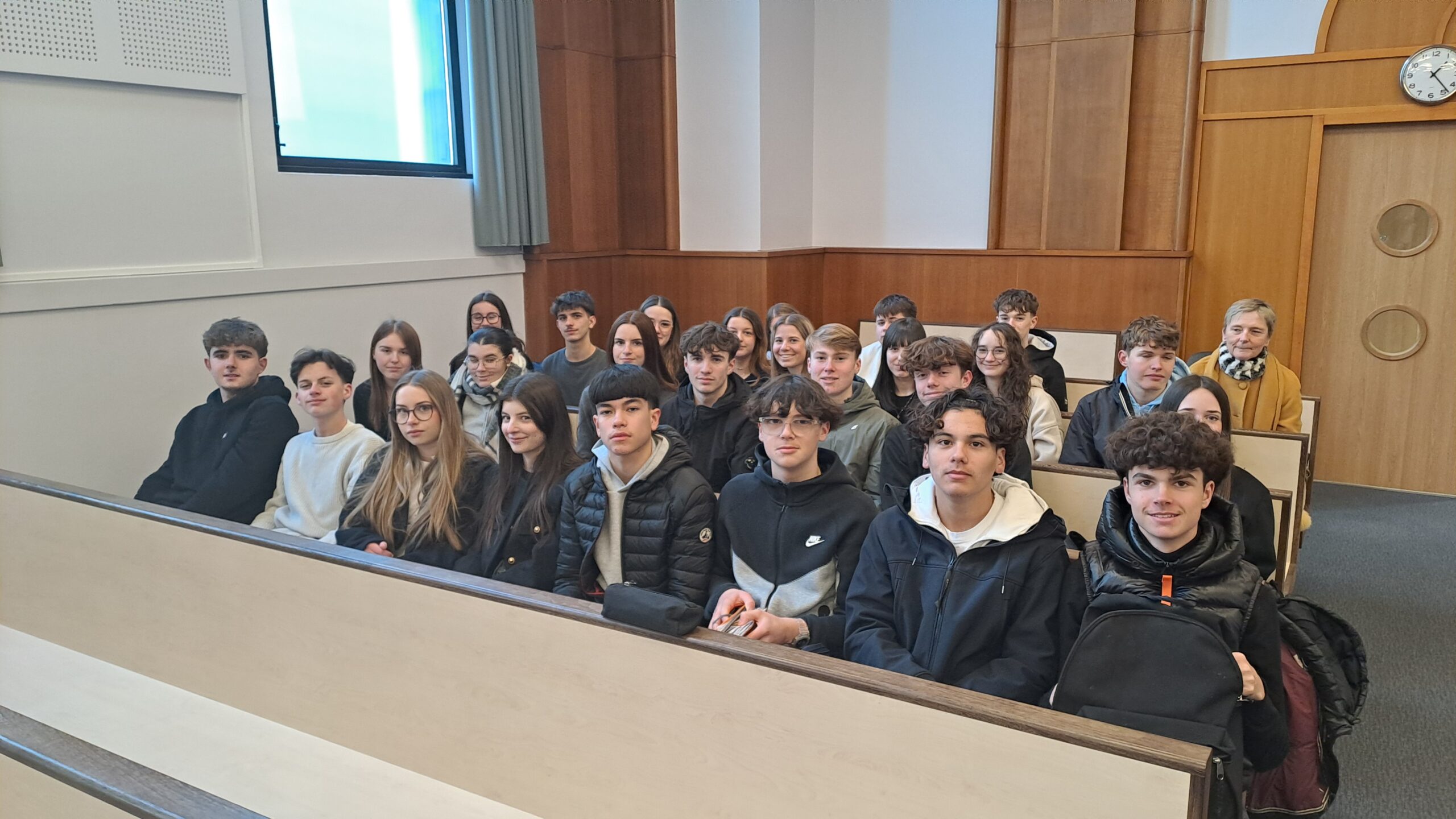 sortie stmg tribunal