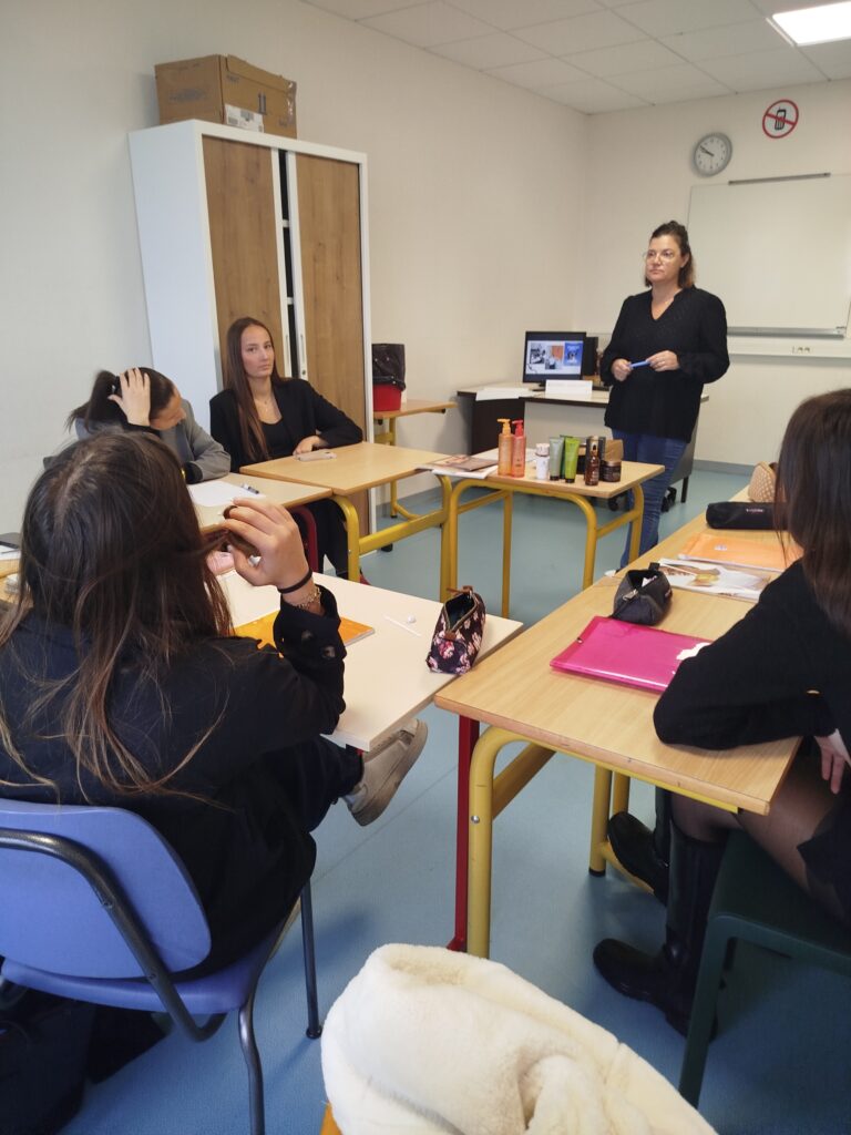 Forum de la Vente Directe : une immersion professionnelle pour les étudiants de BTS NDRC 3 BTS NDRC, Charles de Foucauld