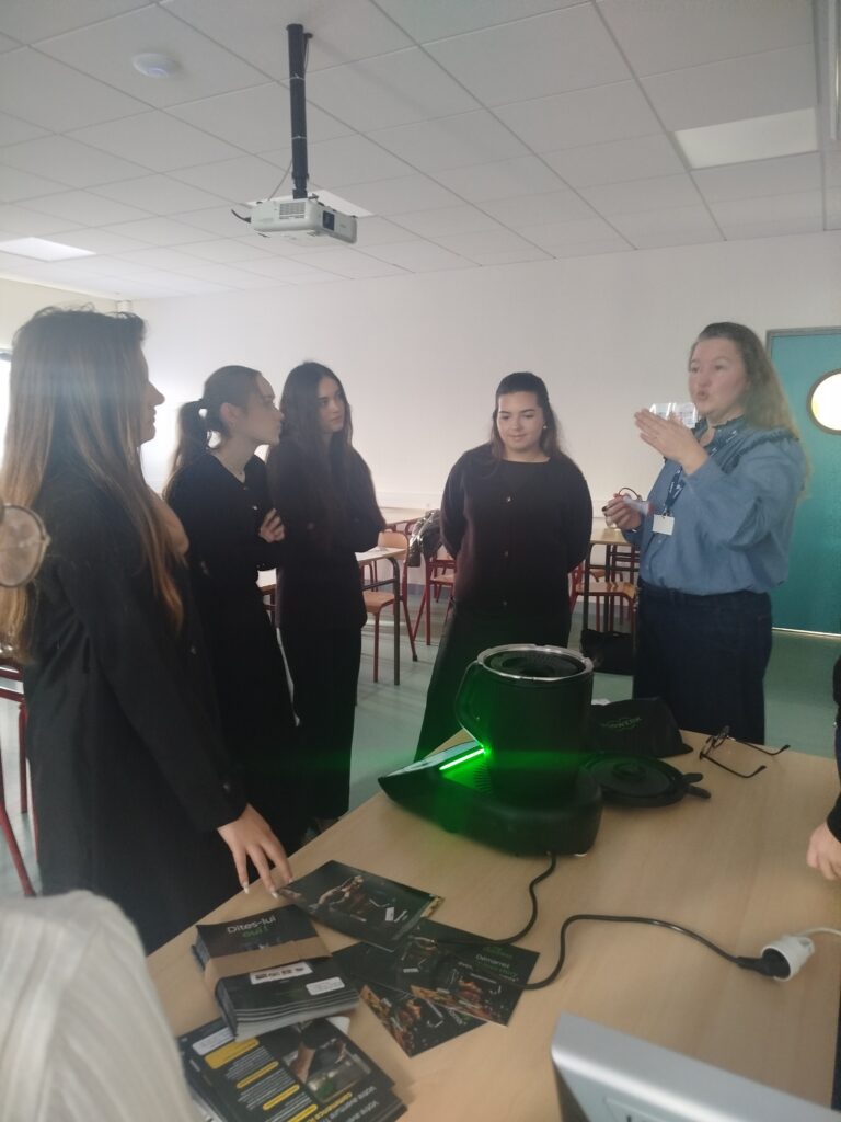 Forum de la Vente Directe : une immersion professionnelle pour les étudiants de BTS NDRC 5 BTS NDRC, Charles de Foucauld