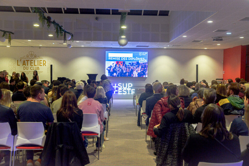 Cérémonie de remise des diplômes 2025 du Sup'Estran 7 Charles de Foucauld, Fénelon