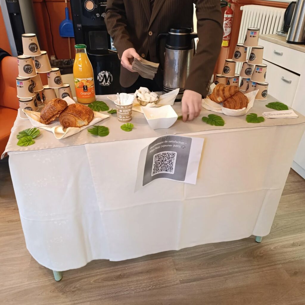 Un méga petit-déjeuner organisé par les BTS MHR 5 BTS MHR, Fénelon